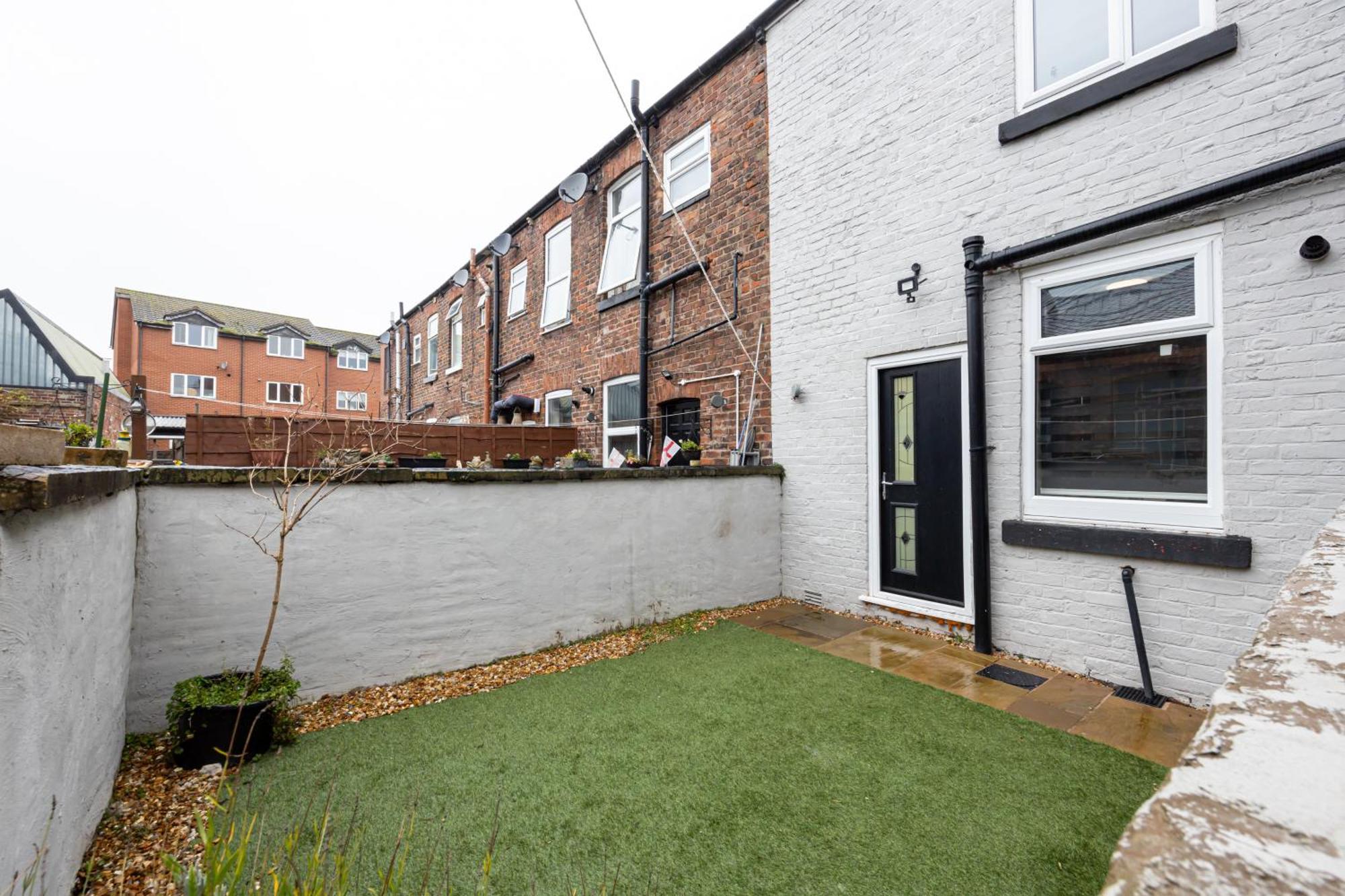 2 Ensuite Bed Near Shops Denton (Tameside)